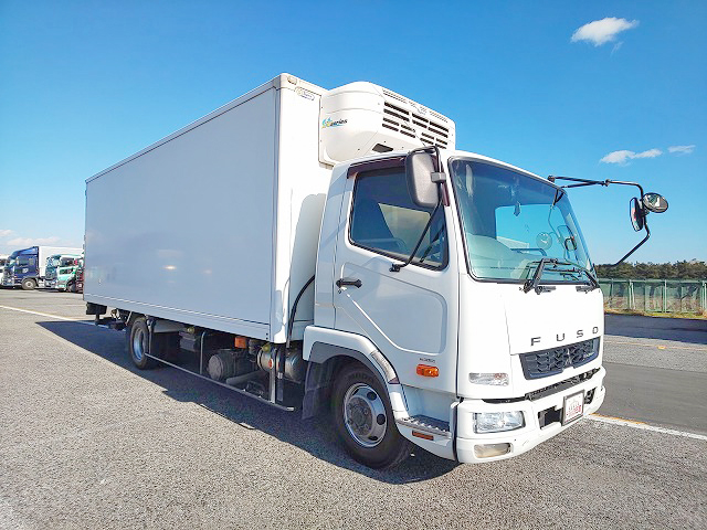 三菱ふそうファイター冷凍車（冷蔵車）中型（4t）[写真03]