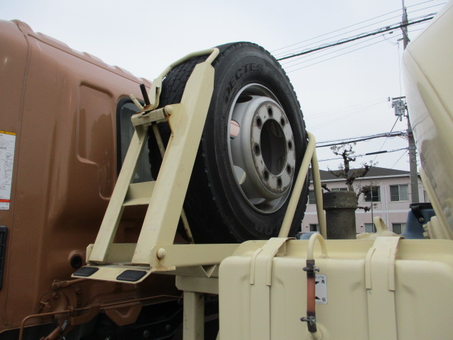 日野レンジャーミキサー車（コンクリートミキサー）増トン（6t・8t）[写真10]