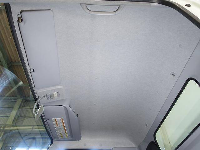 三菱ふそうキャンター冷凍車（冷蔵車）小型（2t・3t）[写真28]
