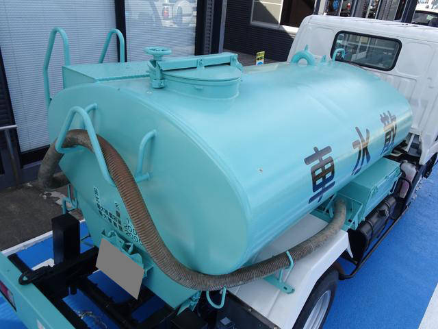 日野デュトロ散水車小型（2t・3t）[写真10]