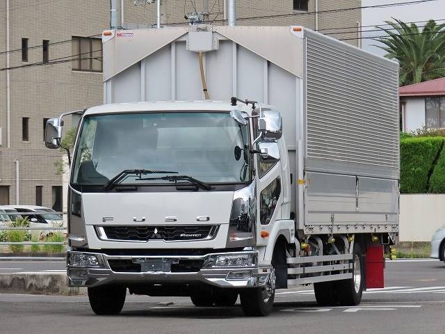 三菱ふそうファイターアルミウイング増トン（6t・8t）2KG-FK62FZ [写真01]