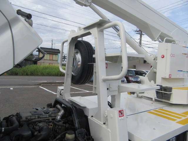 日野デュトロ高所作業車小型（2t・3t）[写真09]