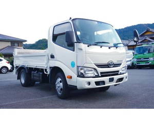 中古平ボディ小型（2t・3t）トヨエース TKG-XZC605_問合せ番号308984 