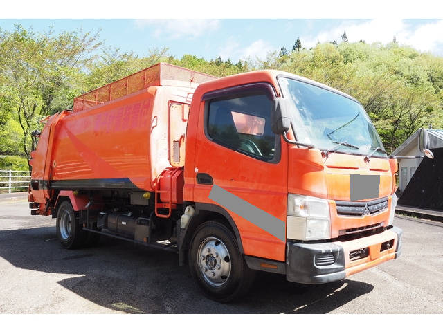 三菱ふそうキャンターパッカー車（塵芥車）小型（2t・3t）[写真01]