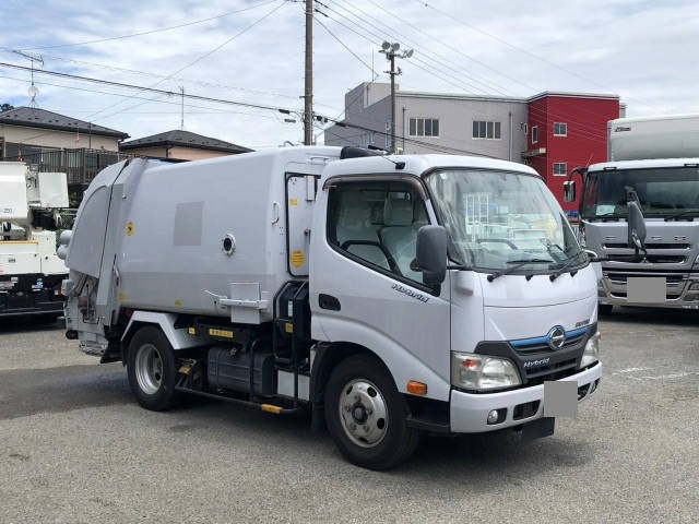 日野デュトロパッカー車（塵芥車）小型（2t・3t）[写真03]