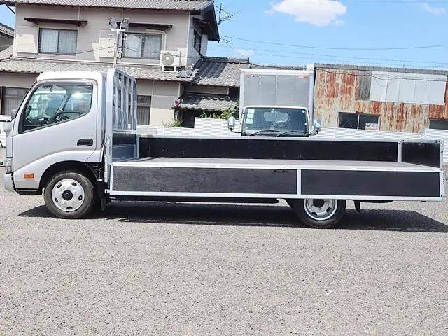 TKG-XZU655：中古平ボディ小型（2t・3t）トヨエース 三重・富山・岐阜 