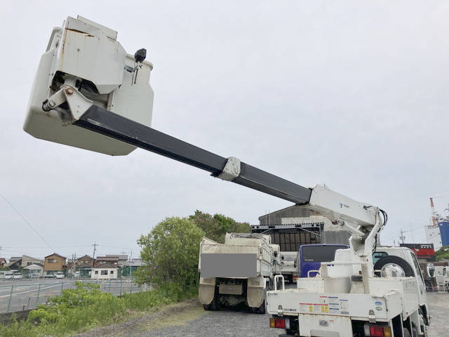 いすゞエルフ高所作業車小型（2t・3t）[写真16]