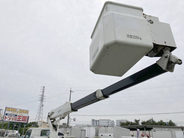 いすゞエルフ高所作業車小型（2t・3t）[写真17]