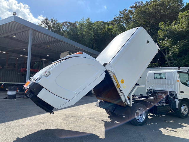 トヨタダイナパッカー車（塵芥車）小型（2t・3t）[写真15]