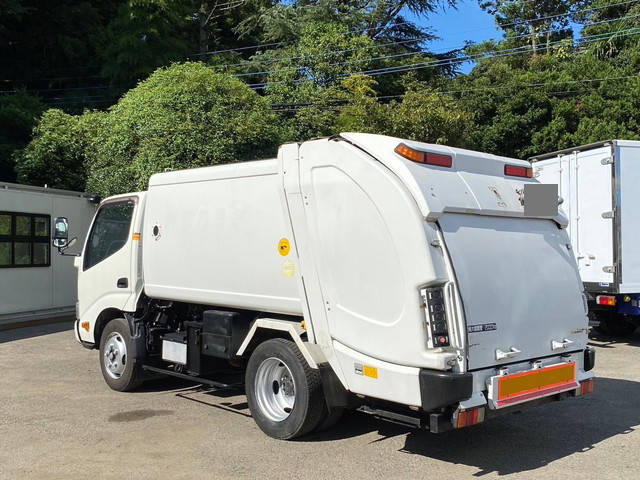 トヨタダイナパッカー車（塵芥車）小型（2t・3t）[写真04]