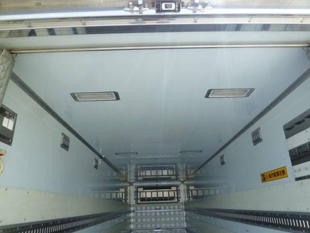 三菱ふそうスーパーグレート冷凍車（冷蔵車）大型（10t）[写真25]