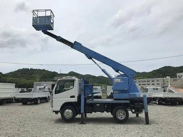 三菱ふそうキャンター高所作業車小型（2t・3t）[写真05]