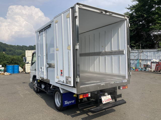 三菱ふそうキャンター冷凍車（冷蔵車）小型（2t・3t）[写真13]