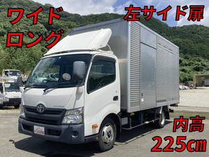 トヨタトヨエースアルミバン2016年(平成28年)TKG-XZU710