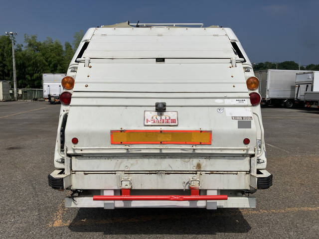 いすゞフォワードパッカー車（塵芥車）中型（4t）[写真12]