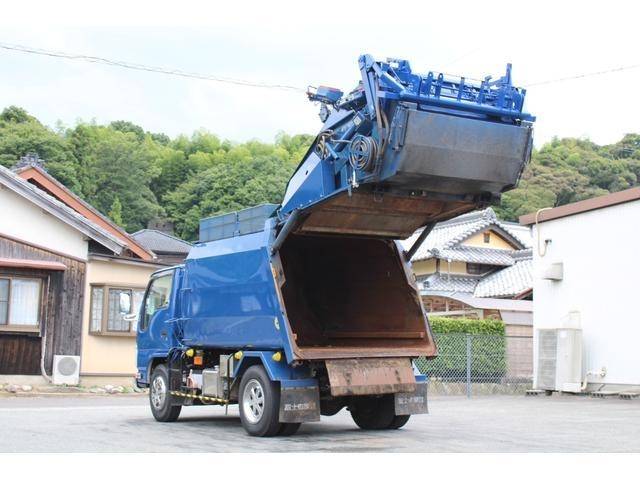 いすゞエルフパッカー車（塵芥車）小型（2t・3t）[写真22]