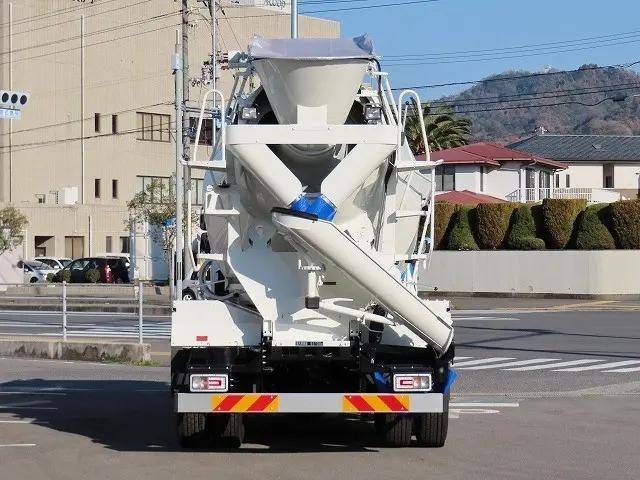 日野プロフィアミキサー車（コンクリートミキサー）大型（10t）[写真07]