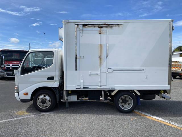 トヨタダイナ冷凍車（冷蔵車）小型（2t・3t）[写真05]