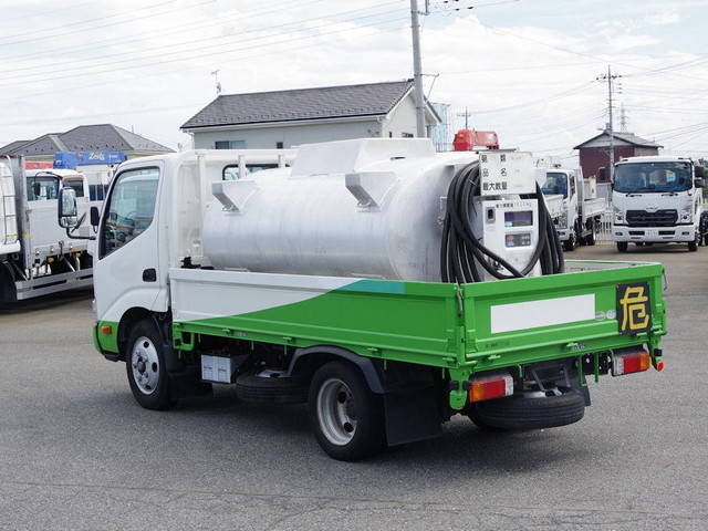 日野デュトロタンク車（タンクローリー）小型（2t・3t）[写真02]