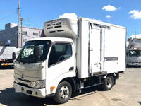 日野デュトロ冷凍車（冷蔵車）小型（2t・3t）[写真01]