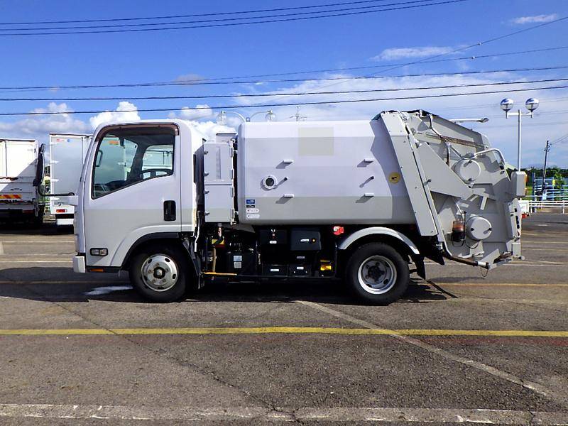 いすゞエルフパッカー車（塵芥車）小型（2t・3t）[写真05]