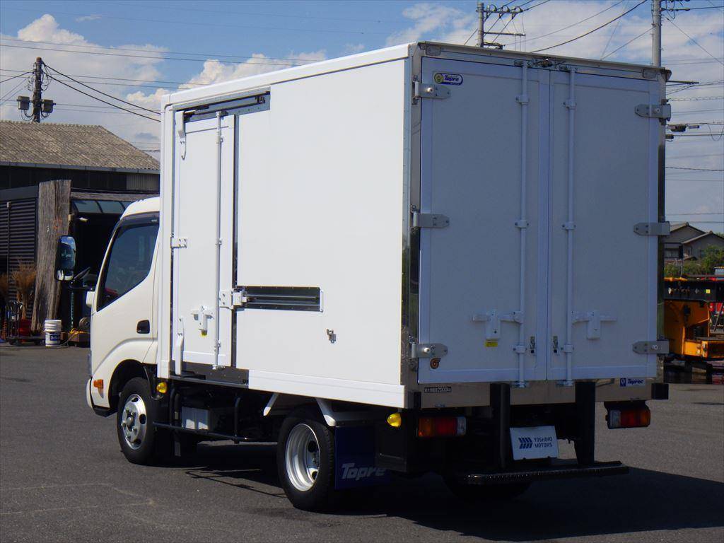 日野デュトロ冷凍車（冷蔵車）小型（2t・3t）[写真03]