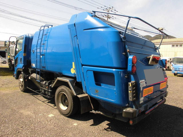 いすゞフォワードパッカー車（塵芥車）中型（4t）[写真04]