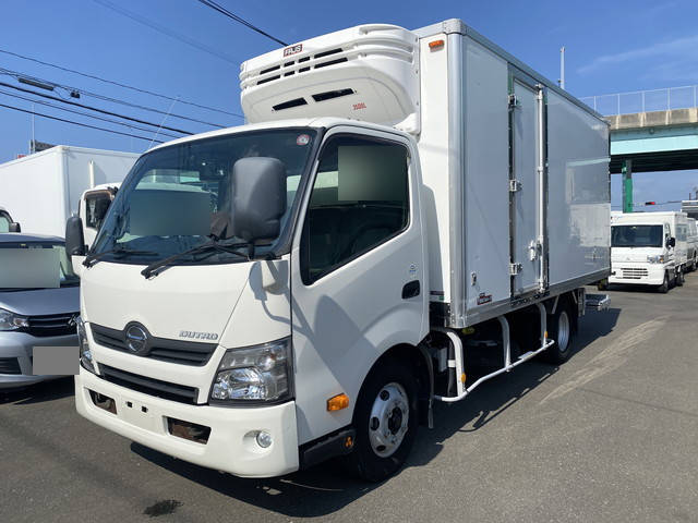 日野デュトロ冷凍車（冷蔵車）小型（2t・3t）[写真03]