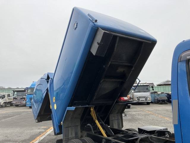 トヨタダイナパッカー車（塵芥車）小型（2t・3t）[写真22]