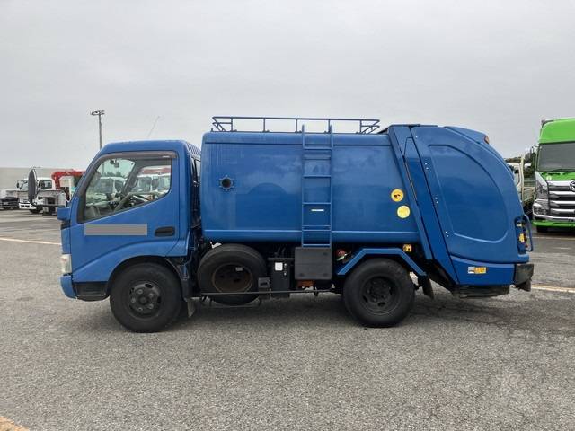 トヨタダイナパッカー車（塵芥車）小型（2t・3t）[写真05]