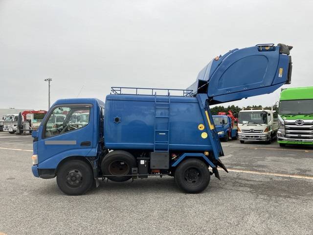 トヨタダイナパッカー車（塵芥車）小型（2t・3t）[写真06]