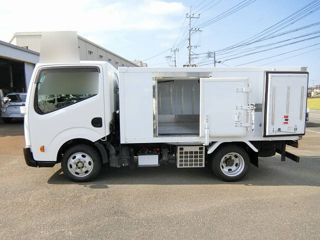 三菱ふそうキャンター冷凍車（冷蔵車）小型（2t・3t）[写真11]