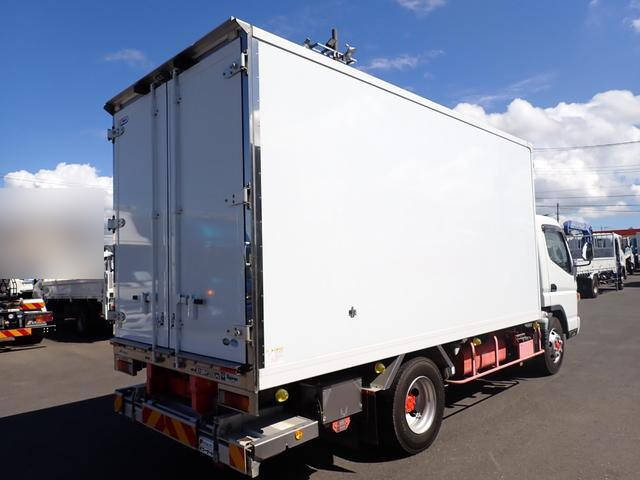 三菱ふそうキャンター冷凍車（冷蔵車）小型（2t・3t）[写真04]