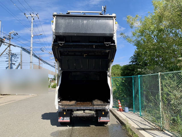 日野デュトロパッカー車（塵芥車）小型（2t・3t）[写真24]