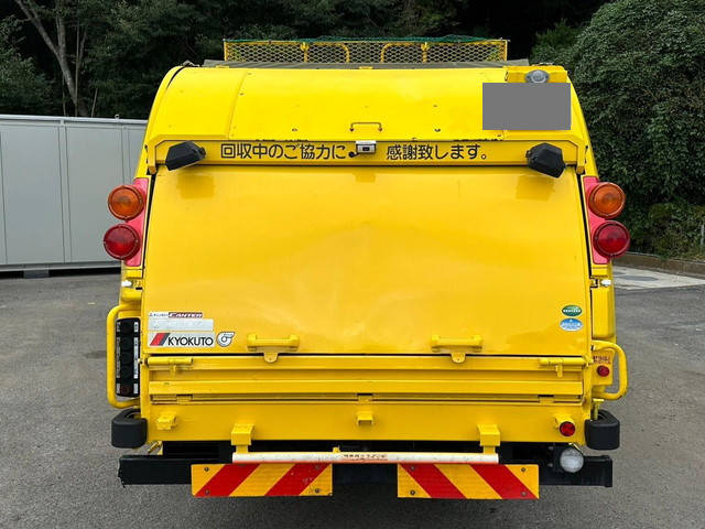 三菱ふそうキャンターパッカー車（塵芥車）小型（2t・3t）[写真06]