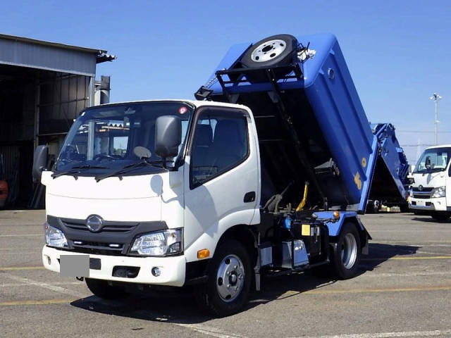 日野デュトロパッカー車（塵芥車）小型（2t・3t）[写真01]