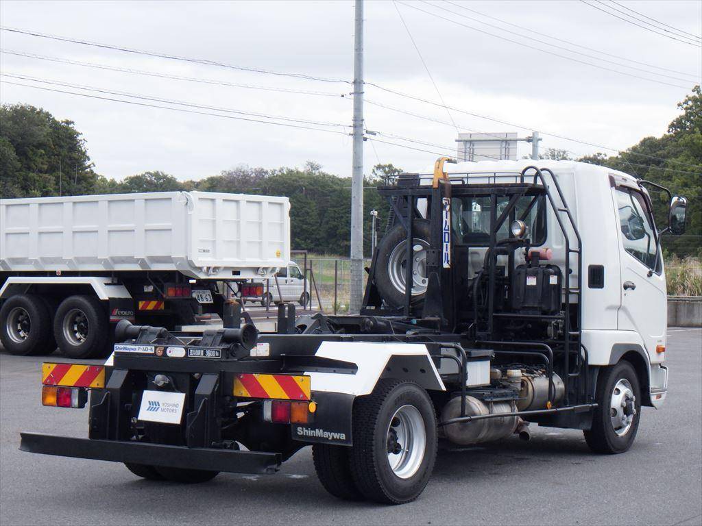 三菱ふそうファイターコンテナ専用車中型（4t）[写真04]