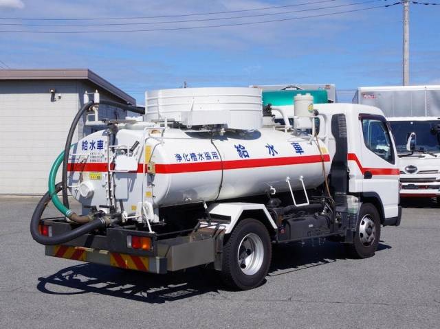 三菱ふそうキャンタータンク車（タンクローリー）小型（2t・3t）[写真04]