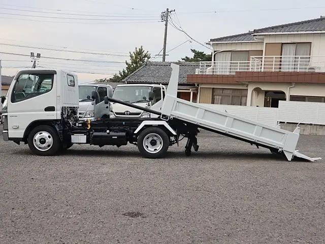 三菱ふそうキャンターローダーダンプ小型（2t・3t）[写真09]