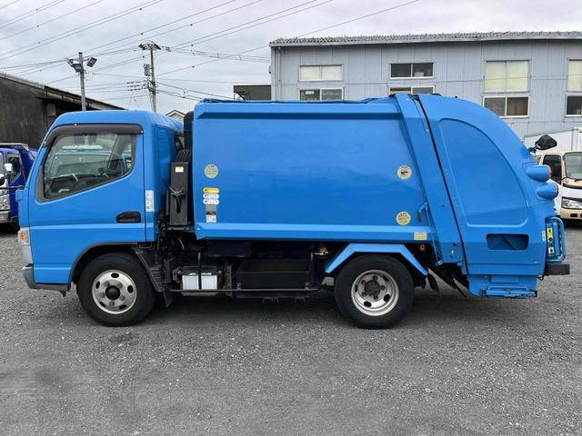 三菱ふそうキャンターパッカー車（塵芥車）小型（2t・3t）[写真19]