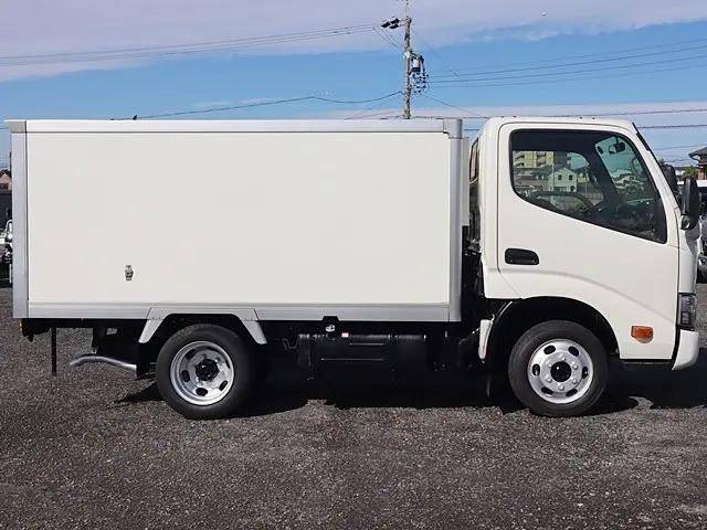 トヨタトヨエース冷凍車（冷蔵車）小型（2t・3t）[写真03]