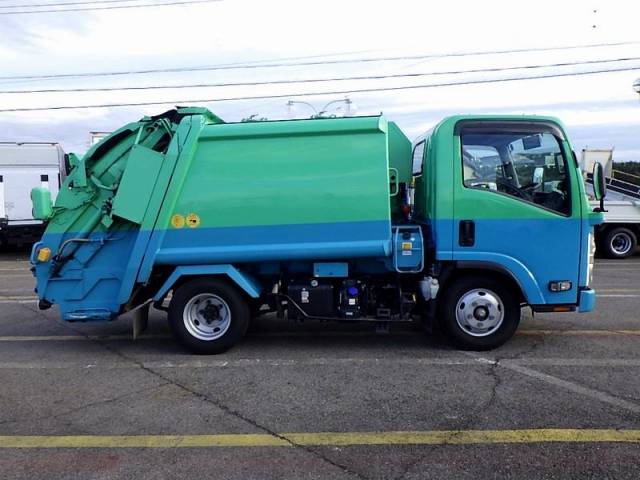 いすゞエルフパッカー車（塵芥車）小型（2t・3t）[写真05]