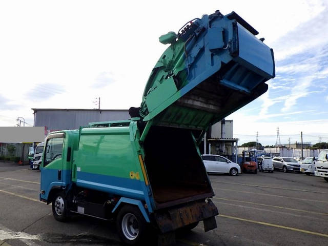 いすゞエルフパッカー車（塵芥車）小型（2t・3t）[写真08]