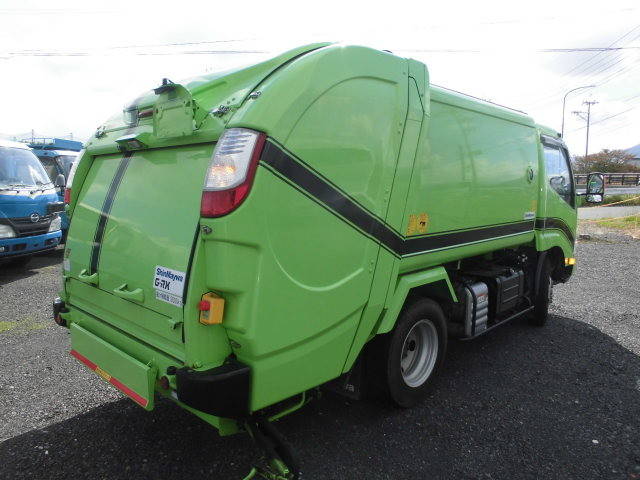 日野デュトロパッカー車（塵芥車）小型（2t・3t）[写真04]