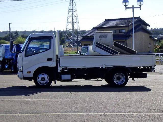 トヨタその他の車種平ボディ小型（2t・3t）[写真04]