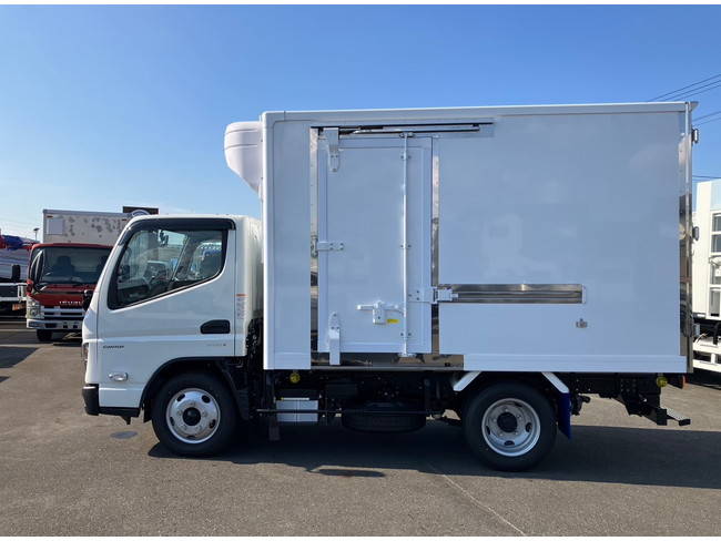 三菱ふそうキャンター冷凍車（冷蔵車）小型（2t・3t）[写真12]