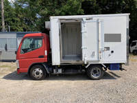 三菱ふそうキャンター冷凍車（冷蔵車）小型（2t・3t）[写真16]