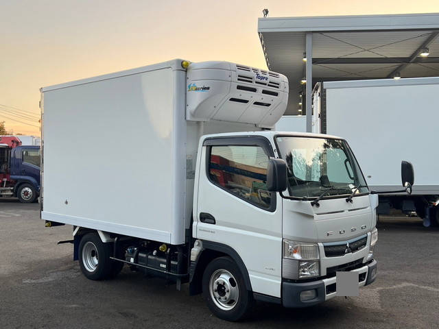 三菱ふそうキャンター冷凍車（冷蔵車）小型（2t・3t）[写真01]