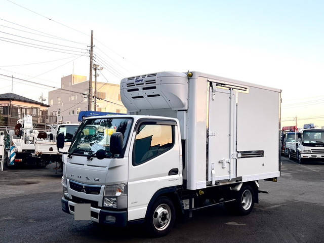 三菱ふそうキャンター冷凍車（冷蔵車）小型（2t・3t）[写真03]