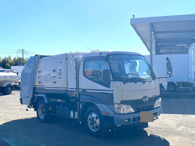 日野デュトロパッカー車（塵芥車）小型（2t・3t）[写真03]